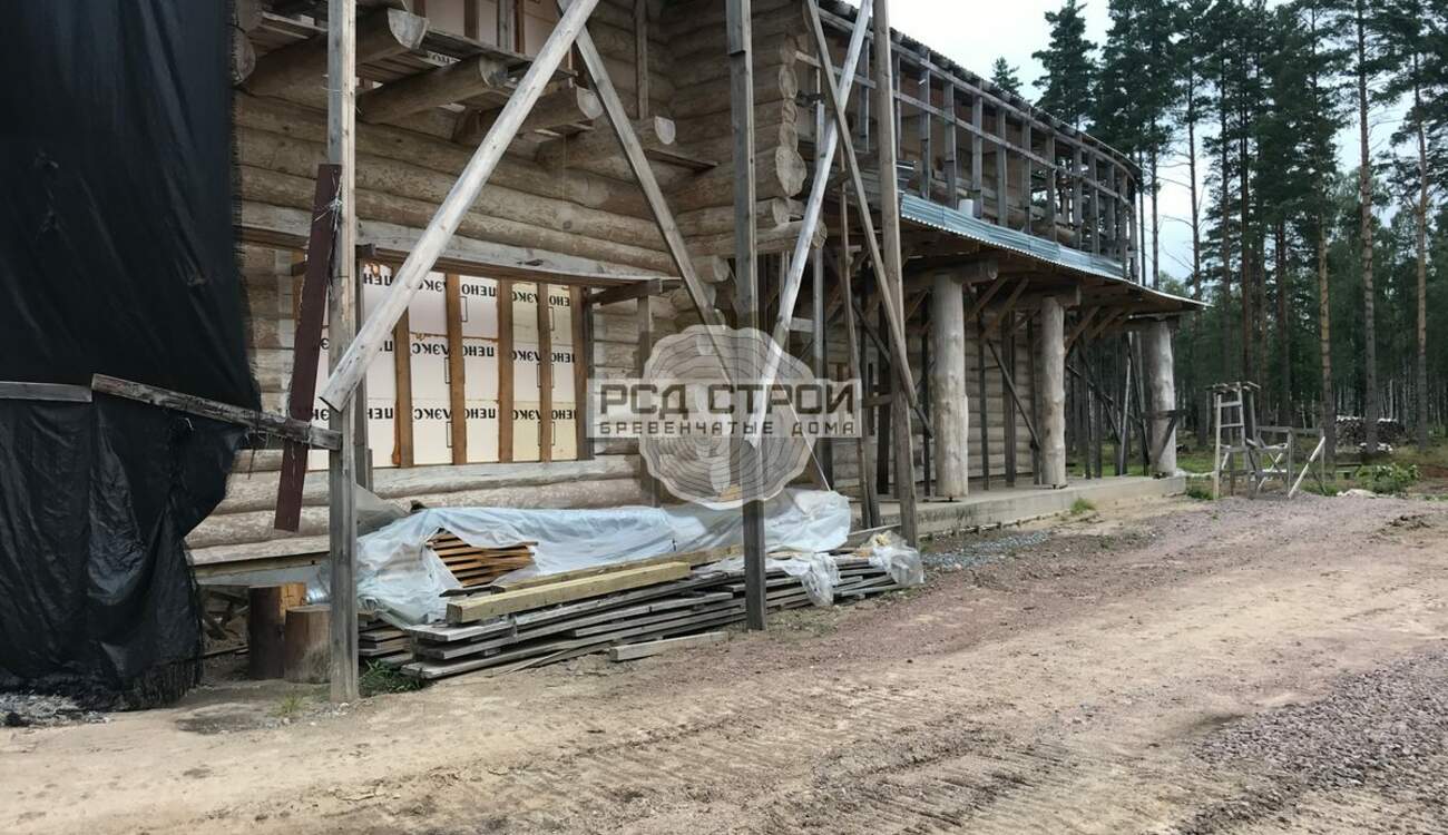Дом в Репинские Усадьбы