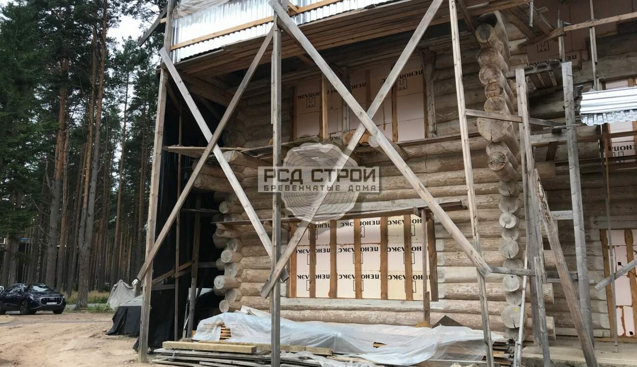 Дом в Репинские Усадьбы