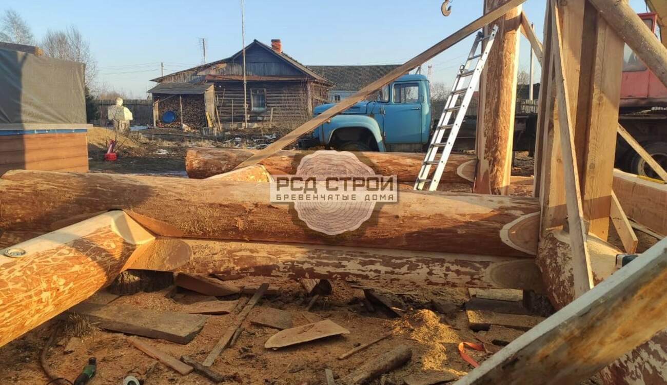 Рубка дома по проекту Таёжный угол